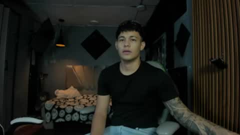 mr_mois online show from 8, 7, 2026