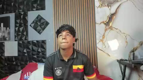 mr_mois online show from 18, 7, 2026