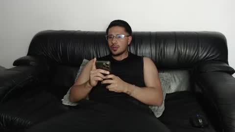 Snapshot of mr_real_aaron chatting on 20, 7, 2026 AARON online show from 20, 7, 2026