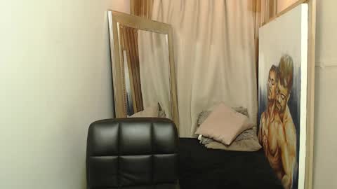 mr_stiven_ online show from 5, 12, 2025