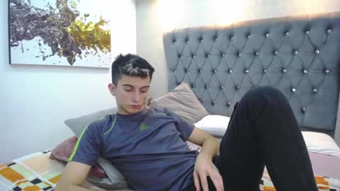 Snapshot of mr_williseo chatting on 4, 12, 2024 williseo online show from 4, 12, 2024