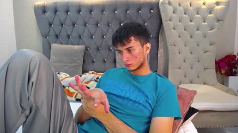 Snapshot of mr_williseo chatting on 12, 3, 2025 williseo online show from 12, 3, 2025