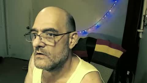 Snapshot of mrbiggintx chatting on 18, 2, 2026 mrbiggintx online show from 18, 2, 2026