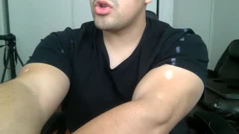 Snapshot of mrbree chatting on 6, 1, 2025 Mr Bree online show from 6, 1, 2025