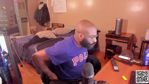 Snapshot of mrchuckdailyxxx chatting on 7, 12, 2024 Chuck Daily online show from 7, 12, 2024