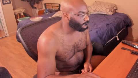 Snapshot of mrchuckdailyxxx chatting on 18, 12, 2024 Chuck Daily online show from 18, 12, 2024