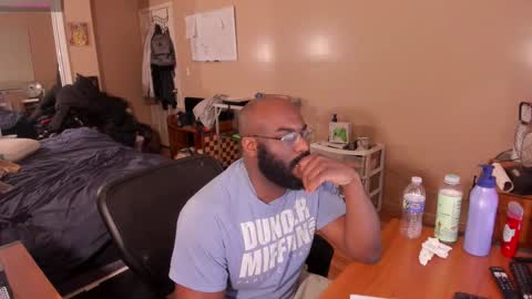 Snapshot of mrchuckdailyxxx chatting on 10, 2, 2025 Chuck Daily online show from 10, 2, 2025