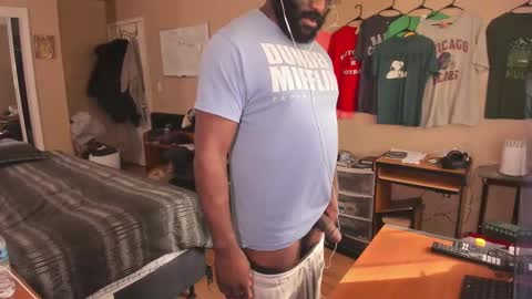 Snapshot of mrchuckdailyxxx chatting on 19, 10, 2025 Chuck Daily online show from 19, 10, 2025