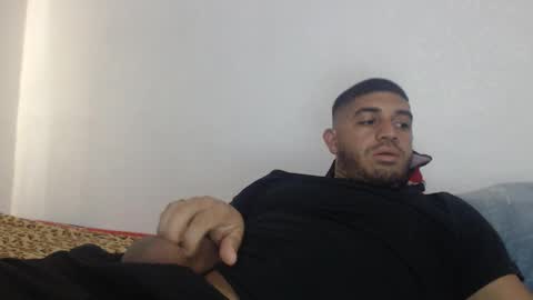 Snapshot of mrcum24 chatting on 15, 10, 2025 Will online show from 15, 10, 2025