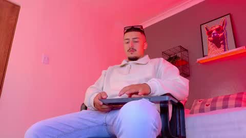 Mr Fox online show from 14, 2, 2026