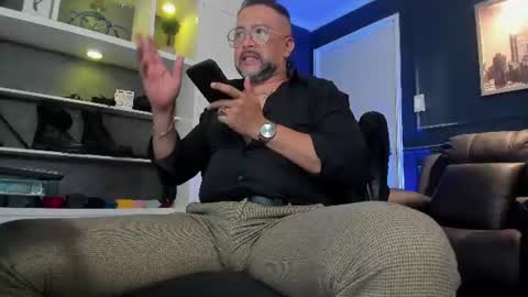 MrFrank. online show from 10, 7, 2026