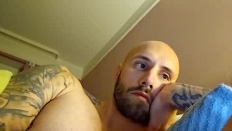 mrga591904 online show from 21, 11, 2025