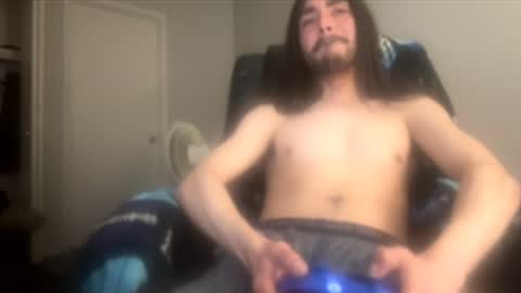 mrmoisty420 online show from 7, 3, 2026