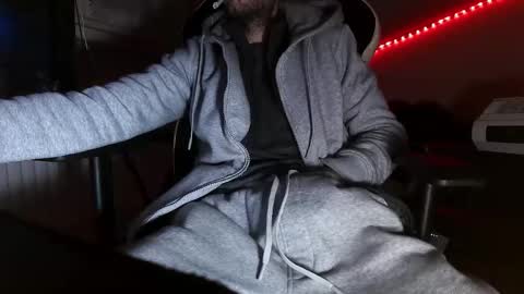 Snapshot of mrrogu3 chatting on 9, 1, 2026 MrRogue online show from 9, 1, 2026