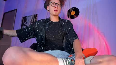 Snapshot of mrshaggy_ chatting on 24, 1, 2025 Mr Shaggy online show from 24, 1, 2025