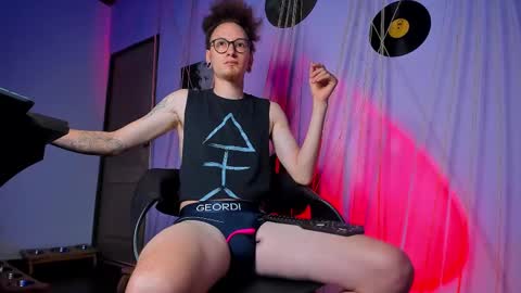 Snapshot of mrshaggy_ chatting on 20, 2, 2025 Mr Shaggy online show from 20, 2, 2025