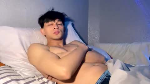 Snapshot of mrshawn95 chatting on 6, 11, 2025 shawn online show from 6, 11, 2025