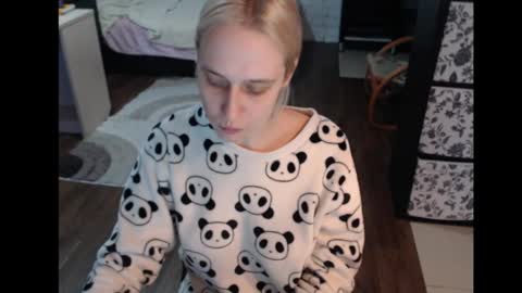 Snapshot of mrsluck chatting on 14, 1, 2026 Sasha online show from 14, 1, 2026