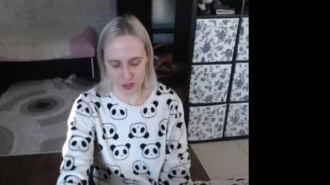 Snapshot of mrsluck chatting on 18, 2, 2026 Sasha online show from 18, 2, 2026