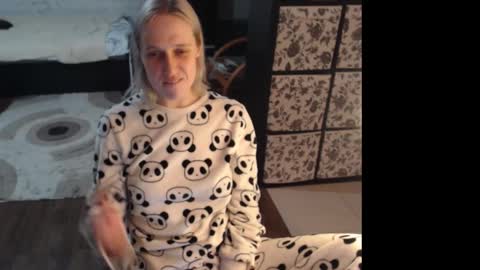 Snapshot of mrsluck chatting on 27, 2, 2026 Sasha online show from 27, 2, 2026