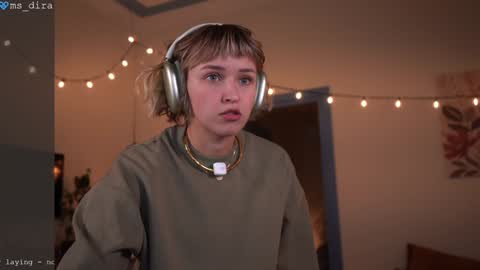 Snapshot of ms_dira chatting on 20, 2, 2026 dira and the riru tribe online show from 20, 2, 2026