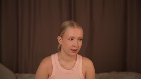 Snapshot of ms_evasweet chatting on 14, 6, 2026 Eva 3 online show from 14, 6, 2026