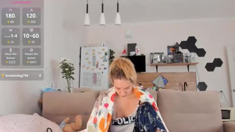 Ms ForYOU online show from 11, 10, 2025