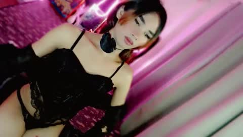 mscherry_ online show from 7, 3, 2026