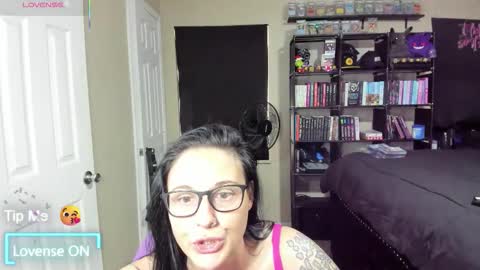 Snapshot of mskinkypunishur chatting on 4, 3, 2026 mskinkypunishur online show from 4, 3, 2026