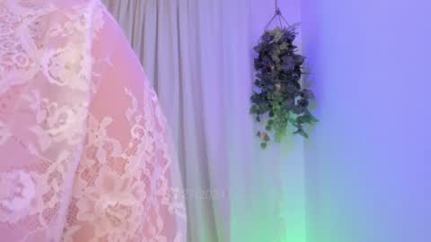 Snapshot of mslalune chatting on 24, 1, 2025 Meg Vero online show from 24, 1, 2025