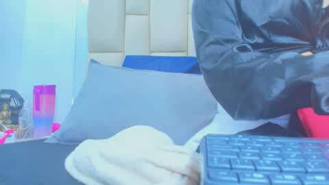 FERNANDA 3 online show from 14, 12, 2025