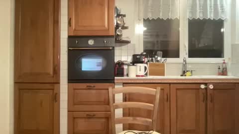 Snapshot of much_fun1 chatting on 14, 1, 2025 much_fun1 online show from 14, 1, 2025