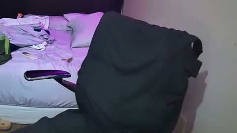 Snapshot of muffdiver718 chatting on 8, 2, 2025 Muffdiver online show from 8, 2, 2025