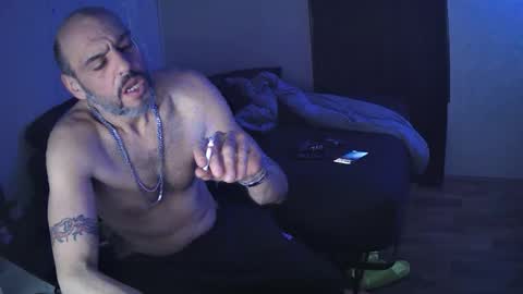 Snapshot of muffdiver718 chatting on 2, 2, 2026 Muffdiver online show from 2, 2, 2026