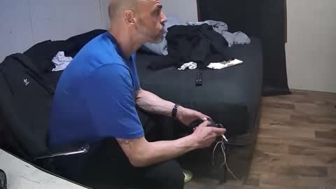 Snapshot of muffdiver718 chatting on 12, 2, 2026 Muffdiver online show from 12, 2, 2026