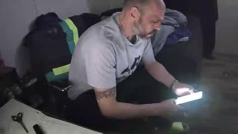 Snapshot of muffdiver718 chatting on 27, 2, 2026 Muffdiver online show from 27, 2, 2026