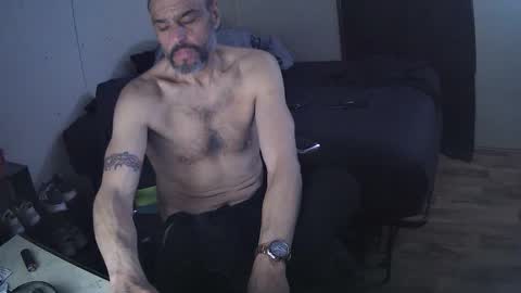 Snapshot of muffdiver718 chatting on 5, 3, 2026 Muffdiver online show from 5, 3, 2026