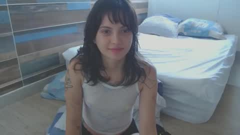 Snapshot of munchi_ chatting on 22, 9, 2025 online show from 22, 9, 2025