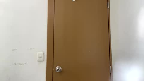 Snapshot of munchi_ chatting on 18, 10, 2025 online show from 18, 10, 2025