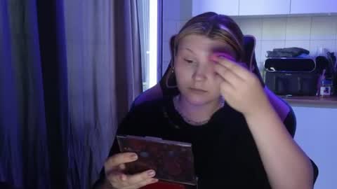 Snapshot of mura_muur chatting on 10, 6, 2026 Milana online show from 10, 6, 2026