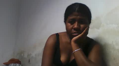 murielleee online show from 13, 5, 2026