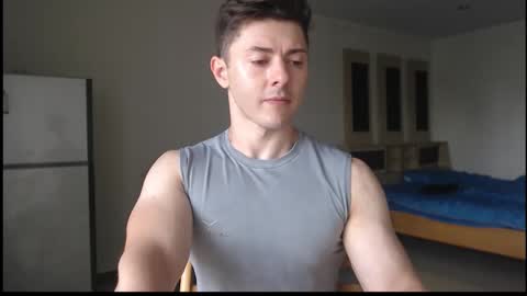 Snapshot of muscledoctor24 chatting on 21, 10, 2025 Everet online show from 21, 10, 2025