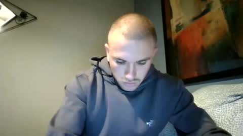 muscleshow00 online show from 24, 11, 2025