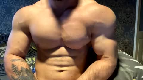 Snapshot of muscularjuggler chatting on 16, 9, 2025 muscularjuggler online show from 16, 9, 2025