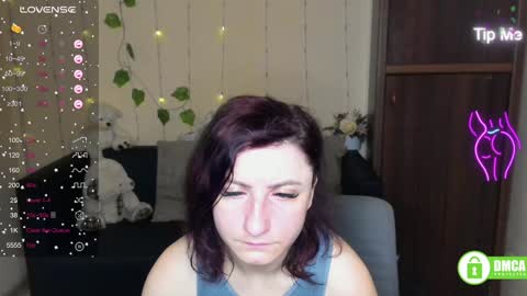 Snapshot of muse_kitty_jenia chatting on 28, 1, 2025 Jenya online show from 28, 1, 2025