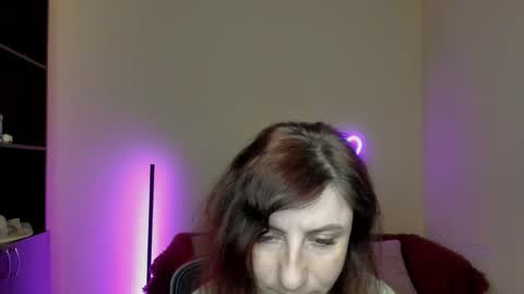 Snapshot of muse_kitty_jenia chatting on 1, 3, 2025 Jenya online show from 1, 3, 2025