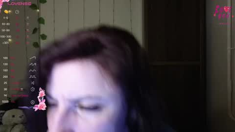 Snapshot of muse_kitty_jenia chatting on 12, 3, 2025 Jenya online show from 12, 3, 2025