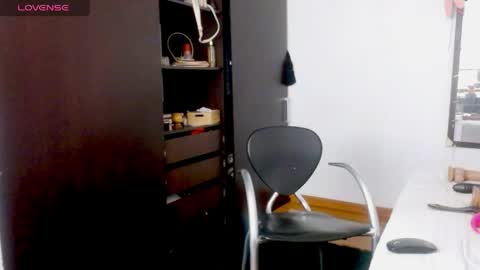 Mussa Hott online show from 4, 4, 2026