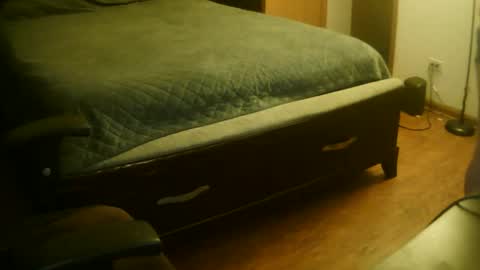 Snapshot of mustenjoyhead79 chatting on 24, 11, 2025 mustenjoyhead79 online show from 24, 11, 2025