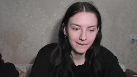cute couple online show from 22, 7, 2026